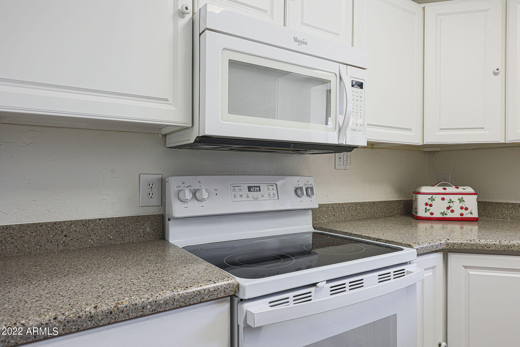 1860 South Lindsay Road Gilbert, AZ 85295 - Photo 9 of 36 Carrera Countertops