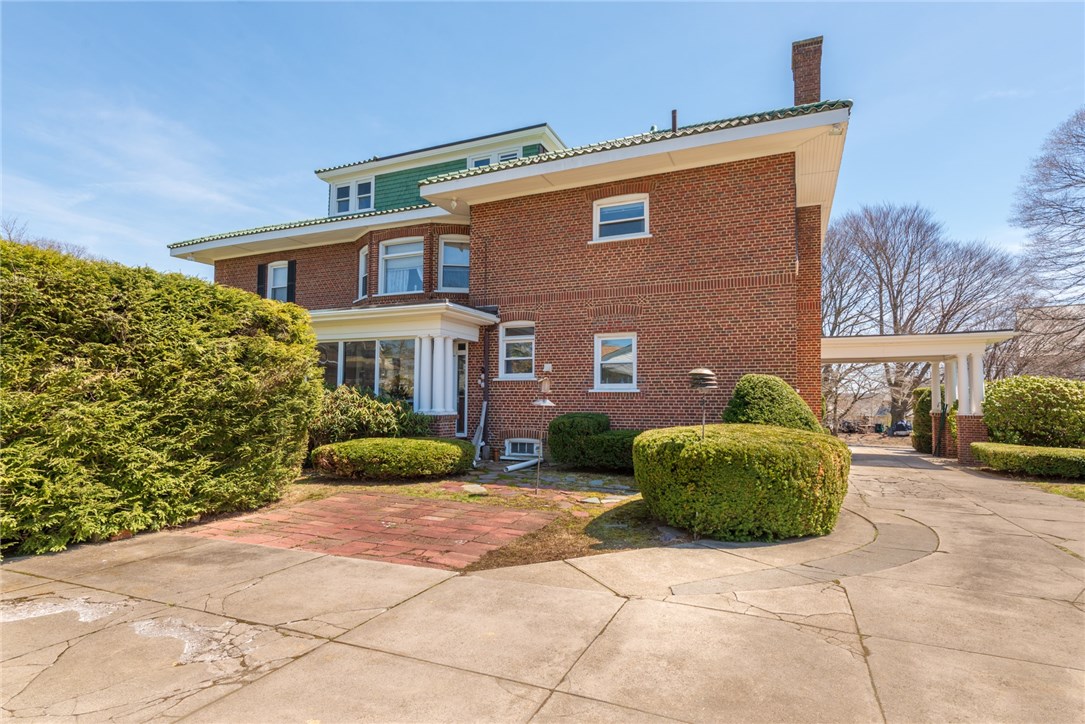 103 Glen Road Woonsocket, RI 02895 - Photo 6 of 18