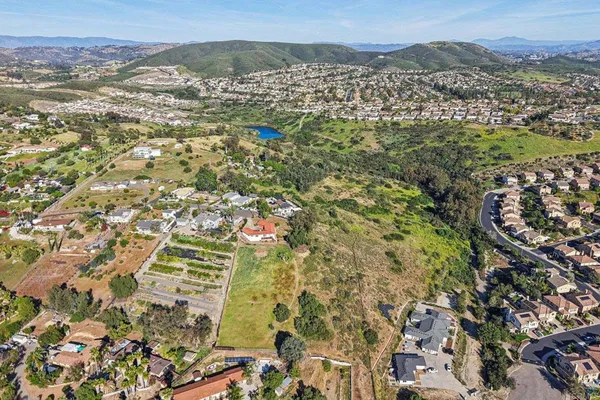 $1,150,000 | 2397 Mira Sol Drive, Vista, CA 92084