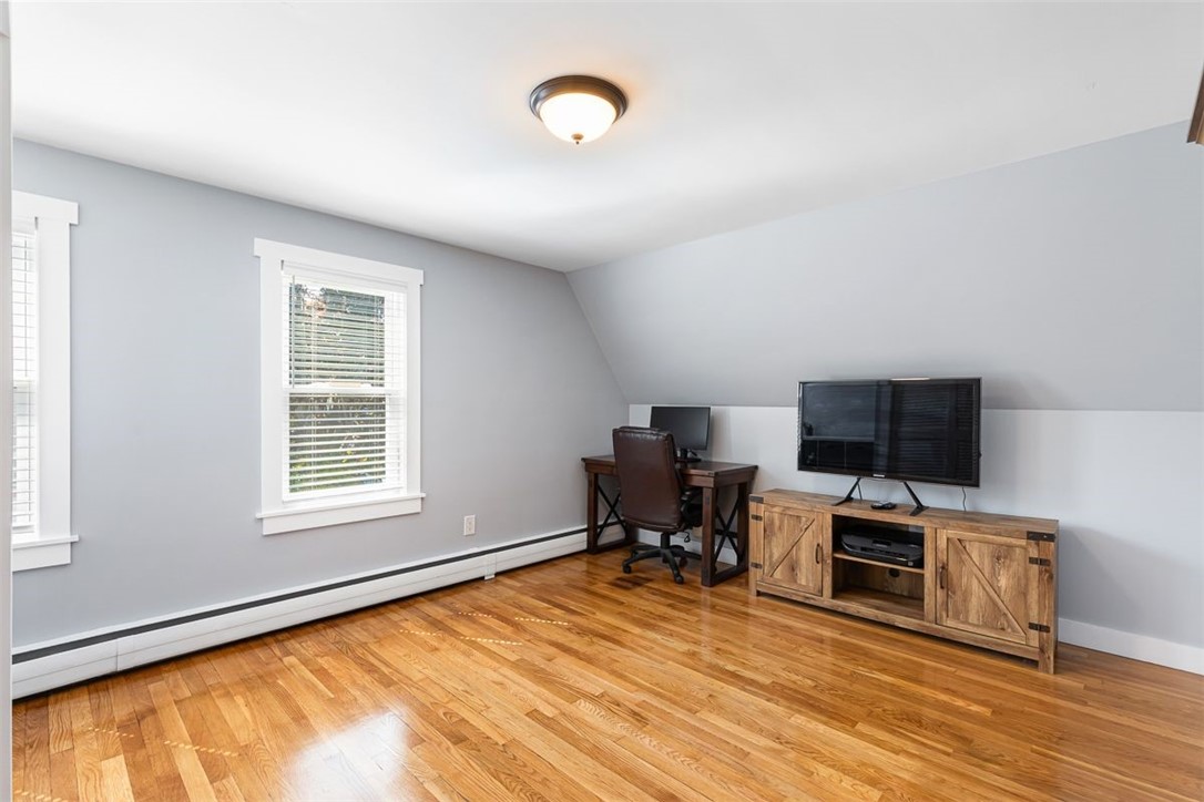 12 Highview Avenue Warren, RI 02885 - Photo 36 of 47