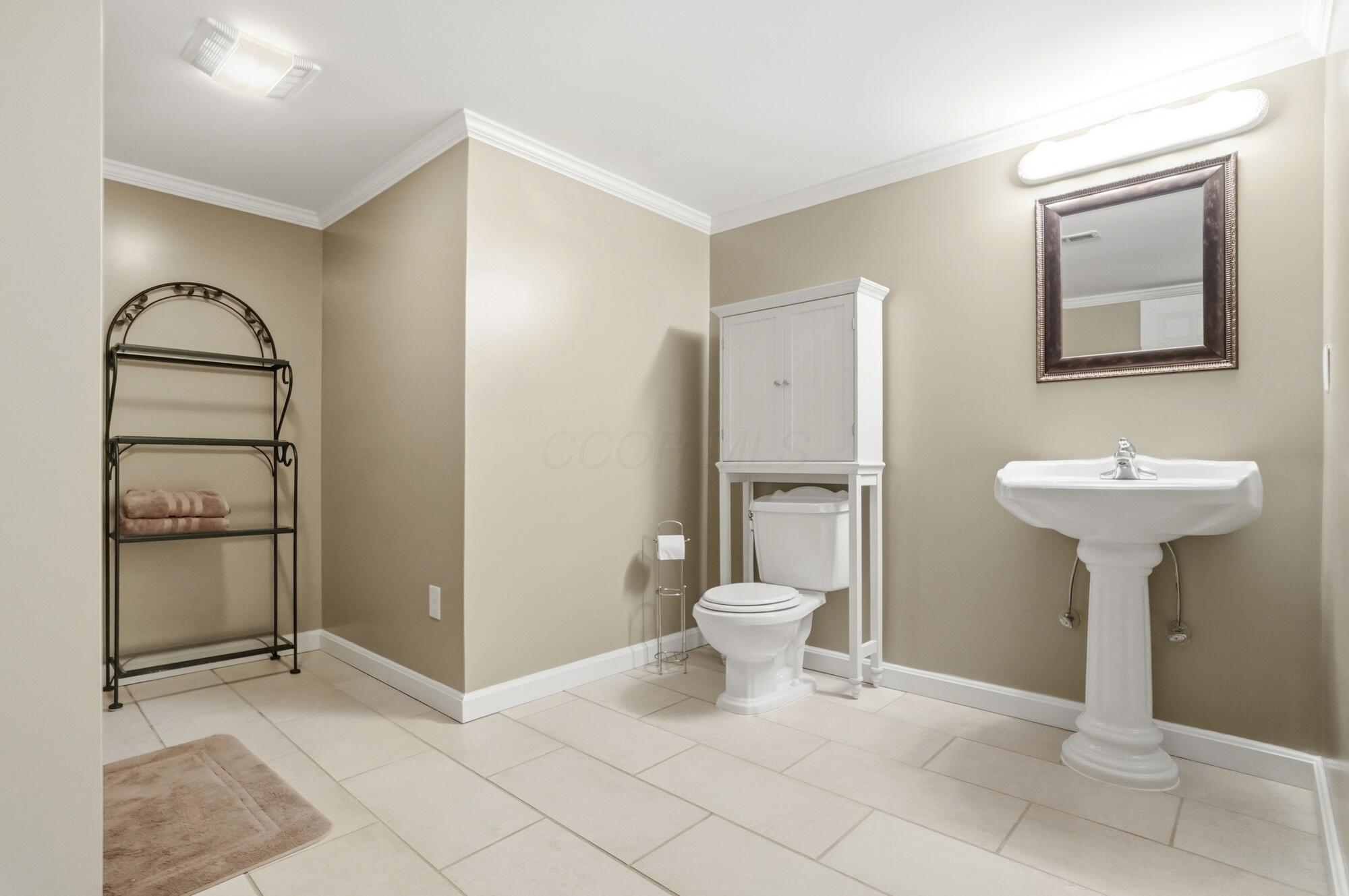 4787 Refugee Road Baltimore, OH 43105 - Photo 77 of 126