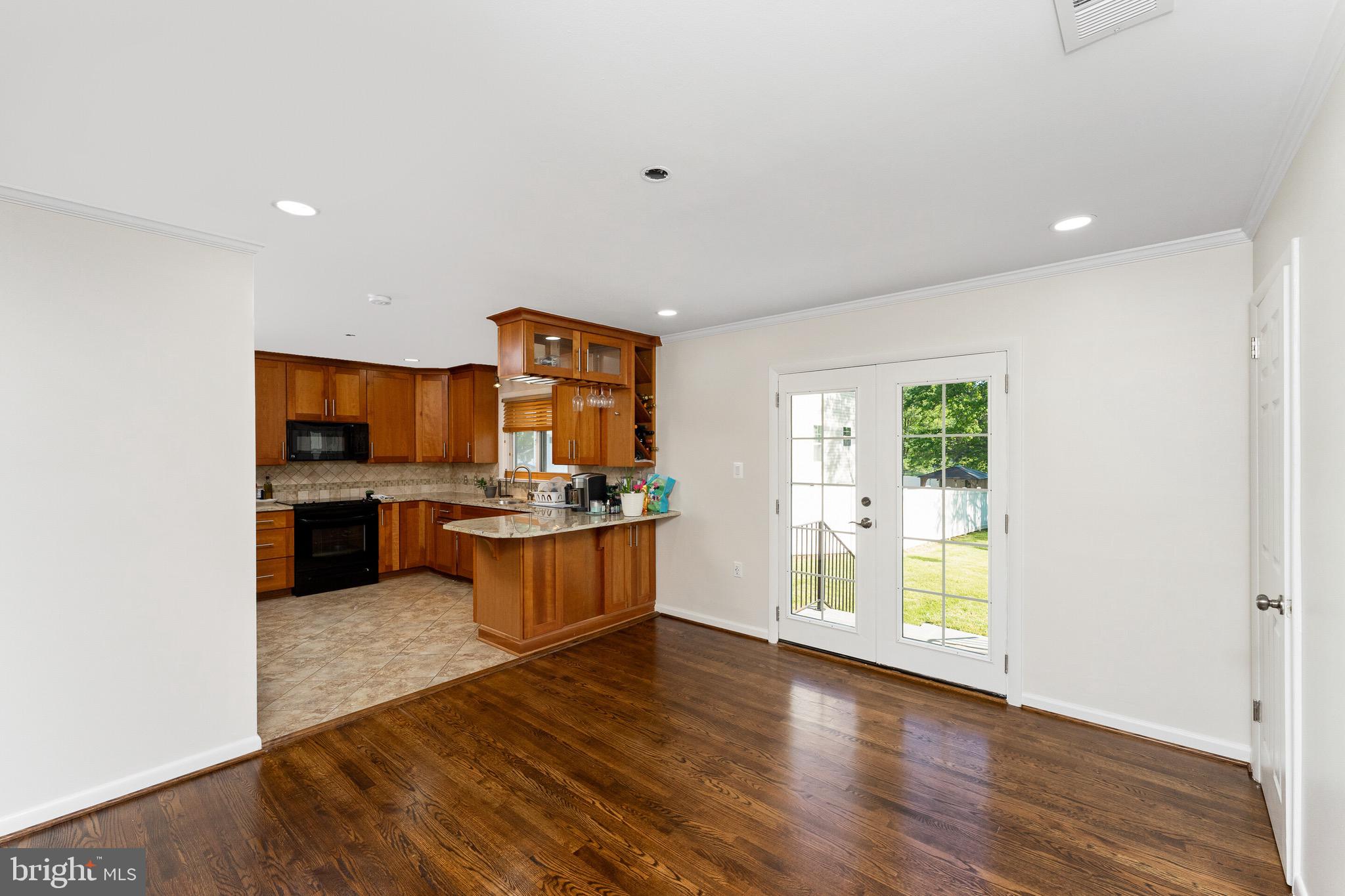 7900 Rugby Road Manassas Park, VA 20111 - Photo 7 of 25 Gallery Image 7