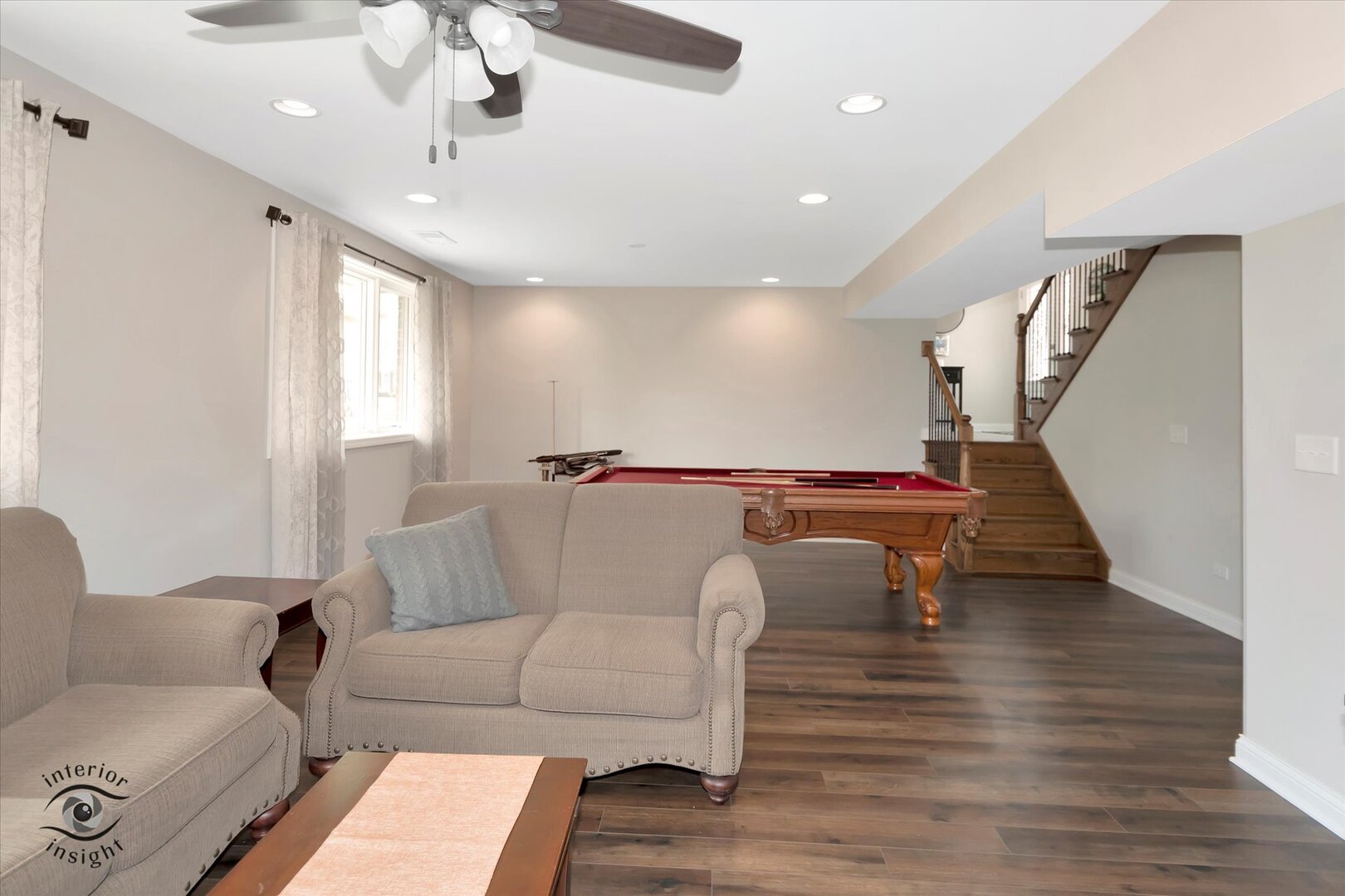 520 Hackberry Road Frankfort, IL 60423 - Photo 20 of 28 a living room with furniture and a ceiling fan