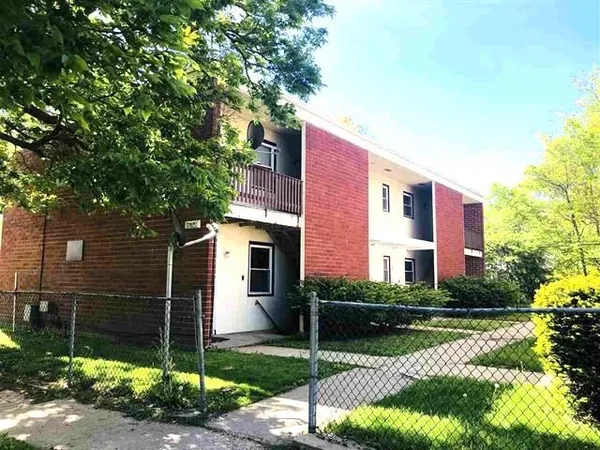 $249,900 | 1209 39th Avenue, Rockford, IL 61109