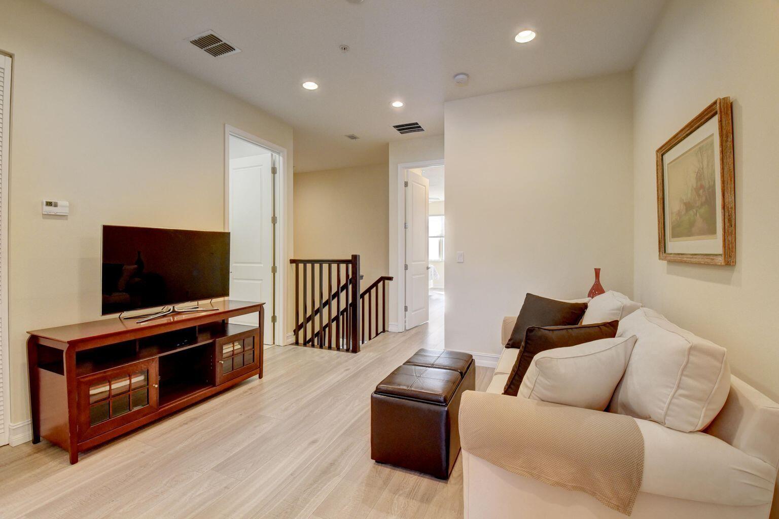 5019 Northwest 15th Terrace Boca Raton, FL 33431 - Photo 13 of 18 20191223210648786900000000-o
