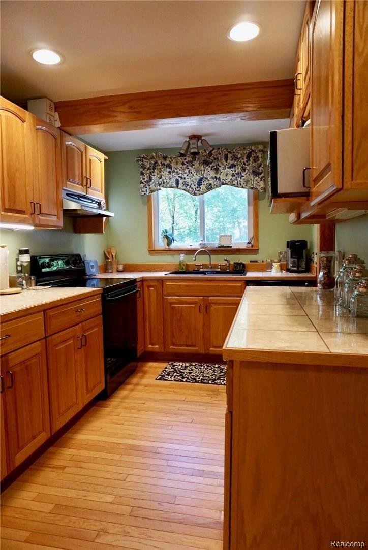5112 Perryville Road Holly, MI 48442 - Photo 17 of 30 IMG_0327.JPG