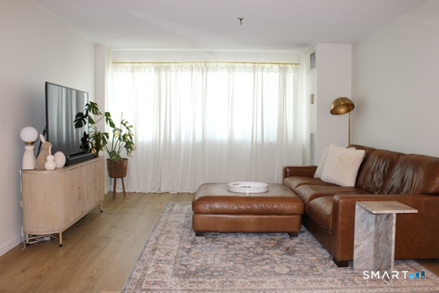 90 Putter Drive, Unit 413 Wallingford, CT 06492 - Photo 5 of 28