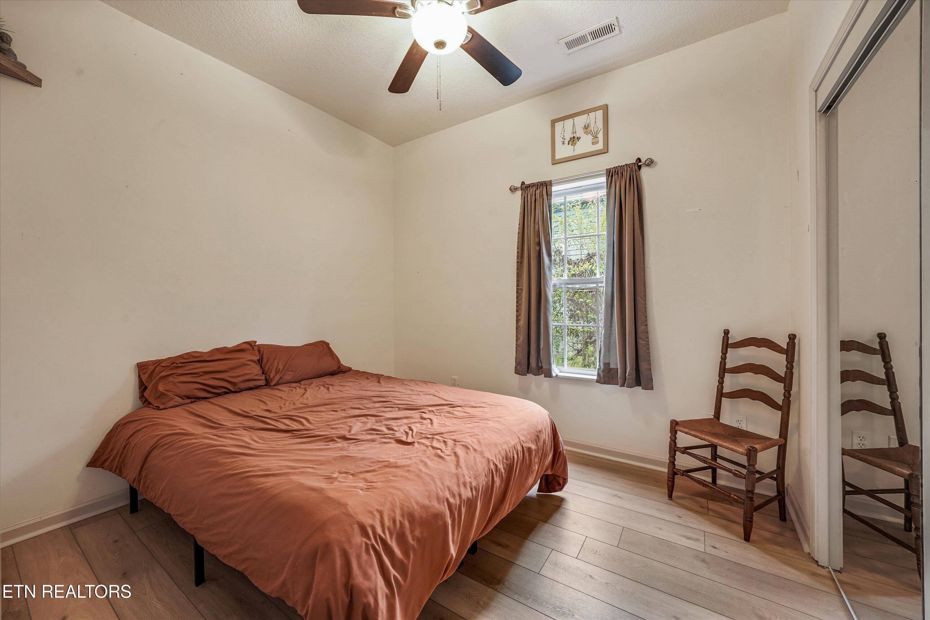 4113 Coster Road Knoxville, TN 37912 - Photo 16 of 35 15-4113 Coster Rd 09