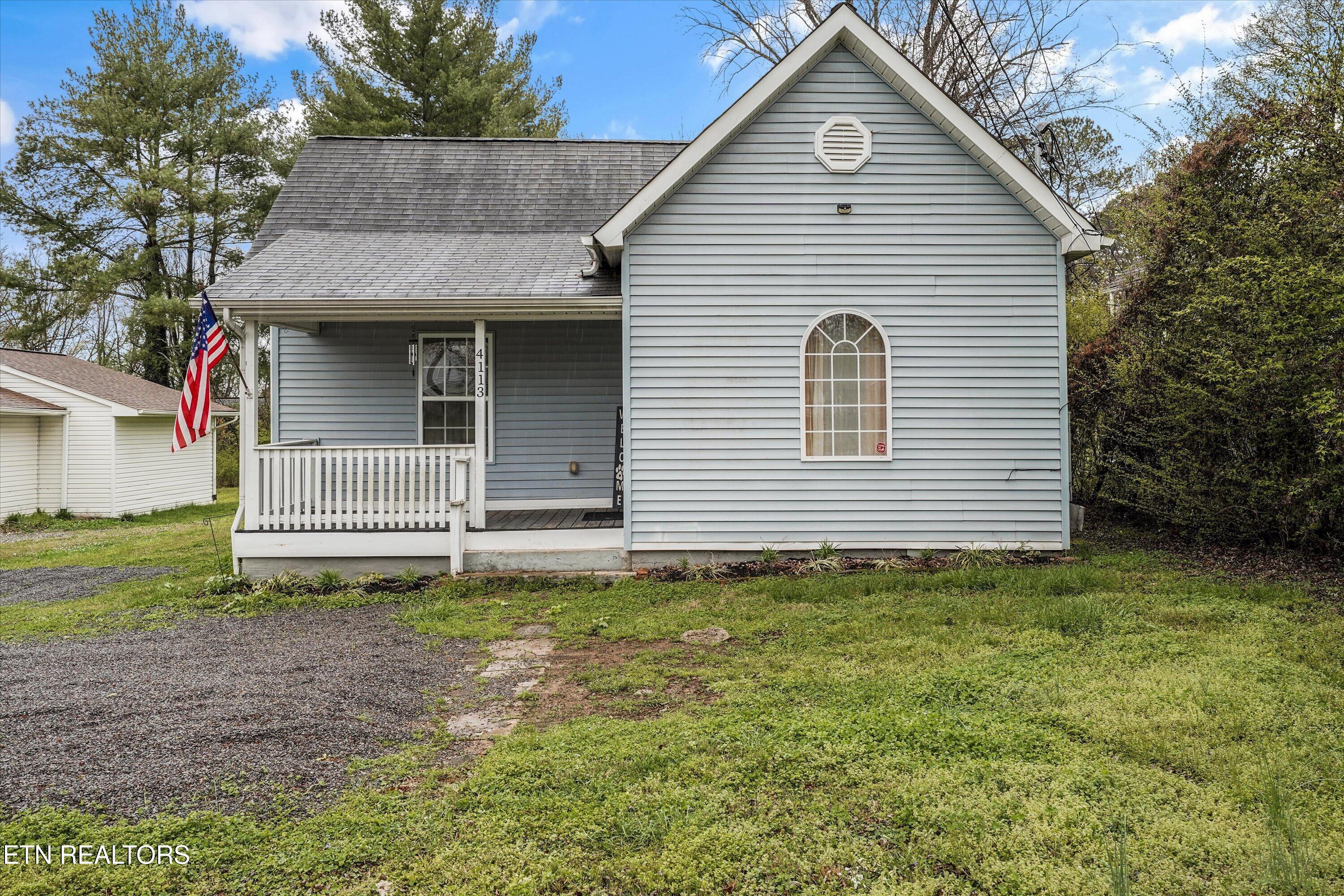 4113 Coster Road Knoxville, TN 37912 - Photo 3 of 35 01-4113 Coster Rd 32