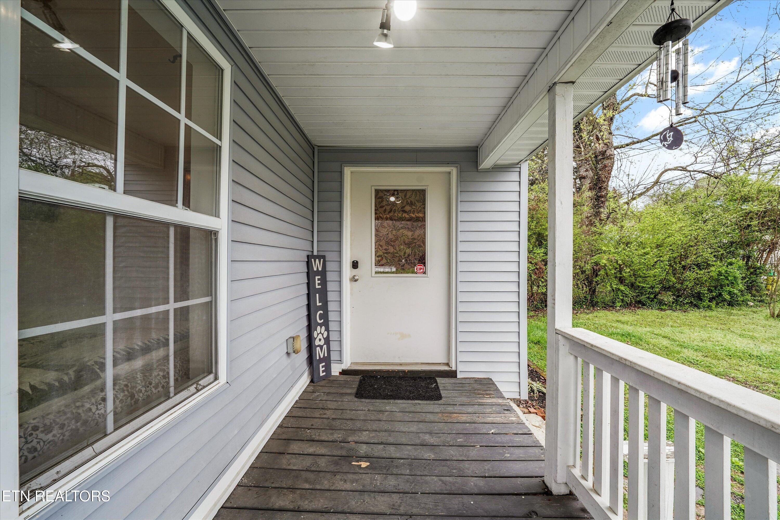 4113 Coster Road Knoxville, TN 37912 - Photo 6 of 35 05-4113 Coster Rd 30