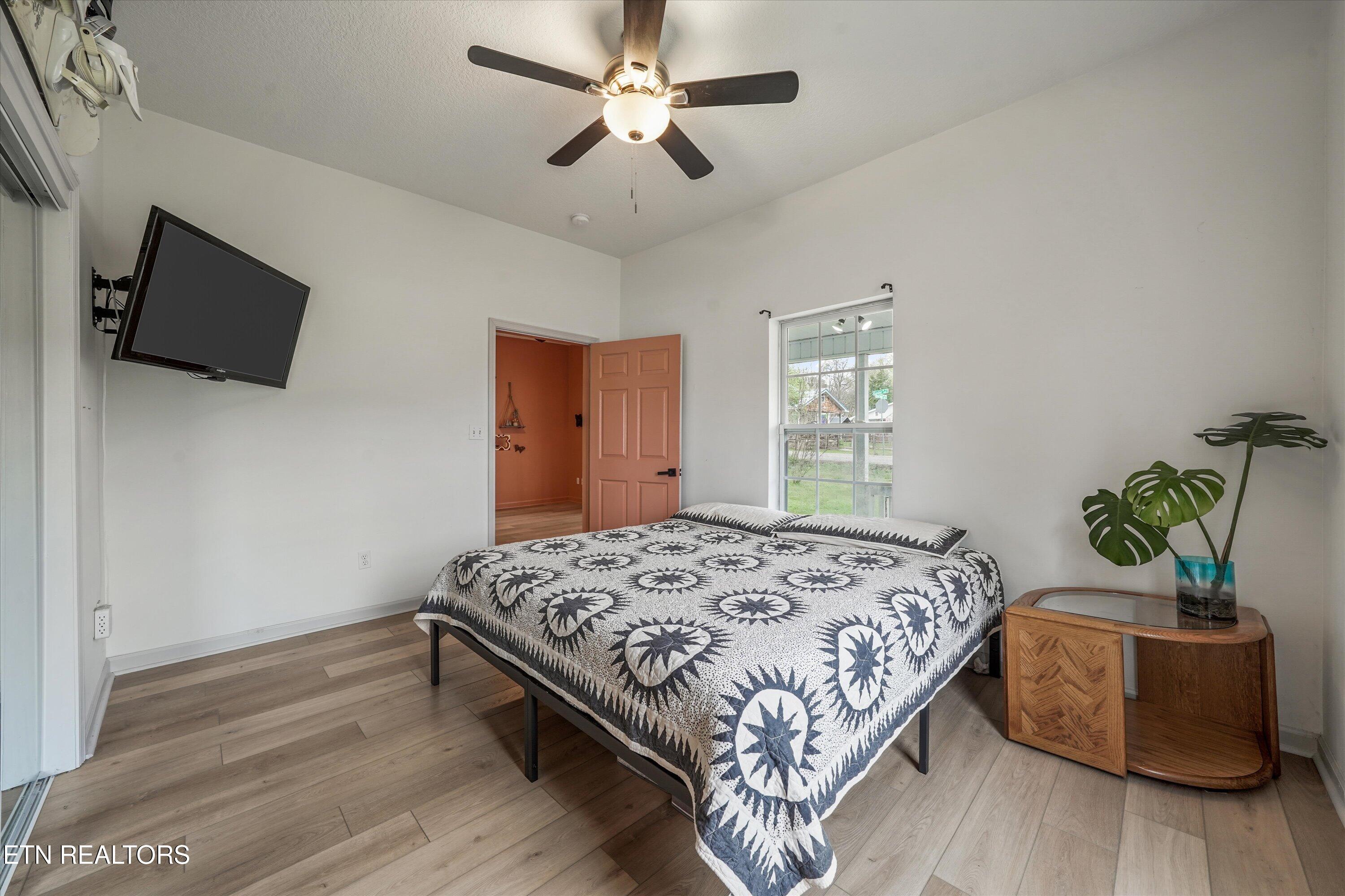 4113 Coster Road Knoxville, TN 37912 - Photo 8 of 35 07-4113 Coster Rd 02