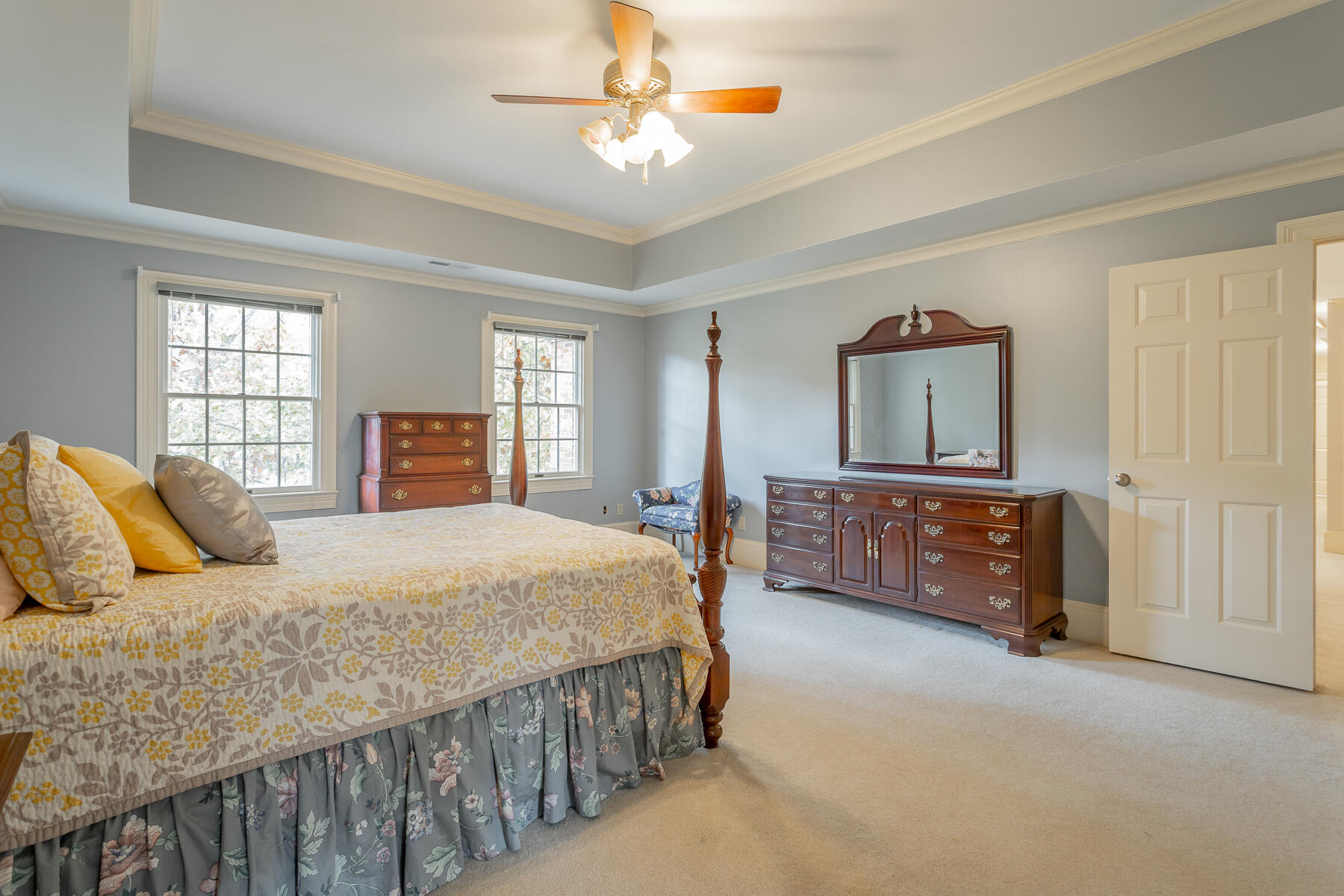 16 Northfield Road Signal Mountain, TN 37377 - Photo 29 of 51 Upstairs primary suite