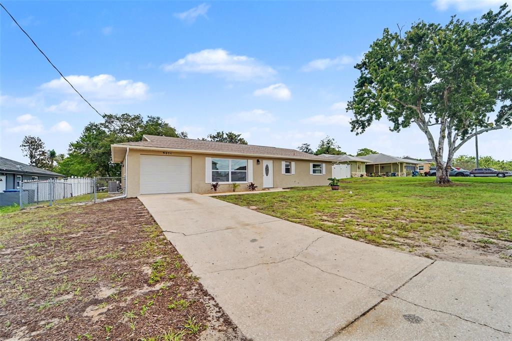 9371 Mallard Street Spring Hill, FL 34606 - Photo 3 of 26