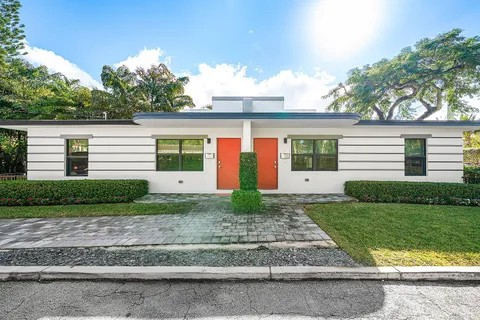 $1,595,000 | 215 North Swinton Avenue, Delray Beach, FL 33444