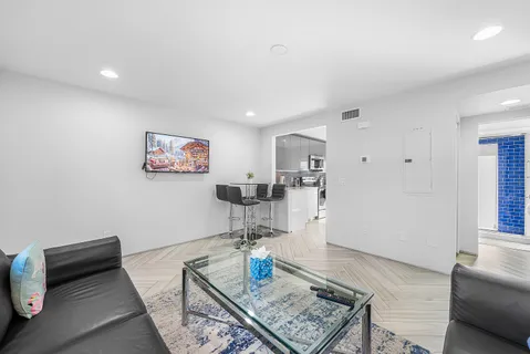 $1,595,000 | 215 North Swinton Avenue, Delray Beach, FL 33444