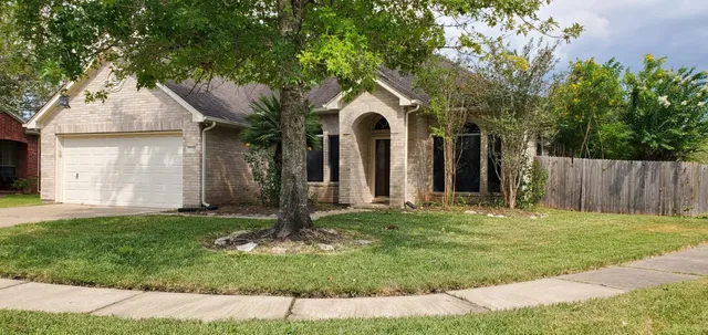 $2,000 | 7227 Colony Bend Lane, Missouri City, TX 77459