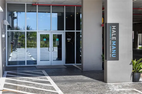 $1,700 | 7002 Hawaii Kai Drive, Unit 1703, Honolulu, HI 96825