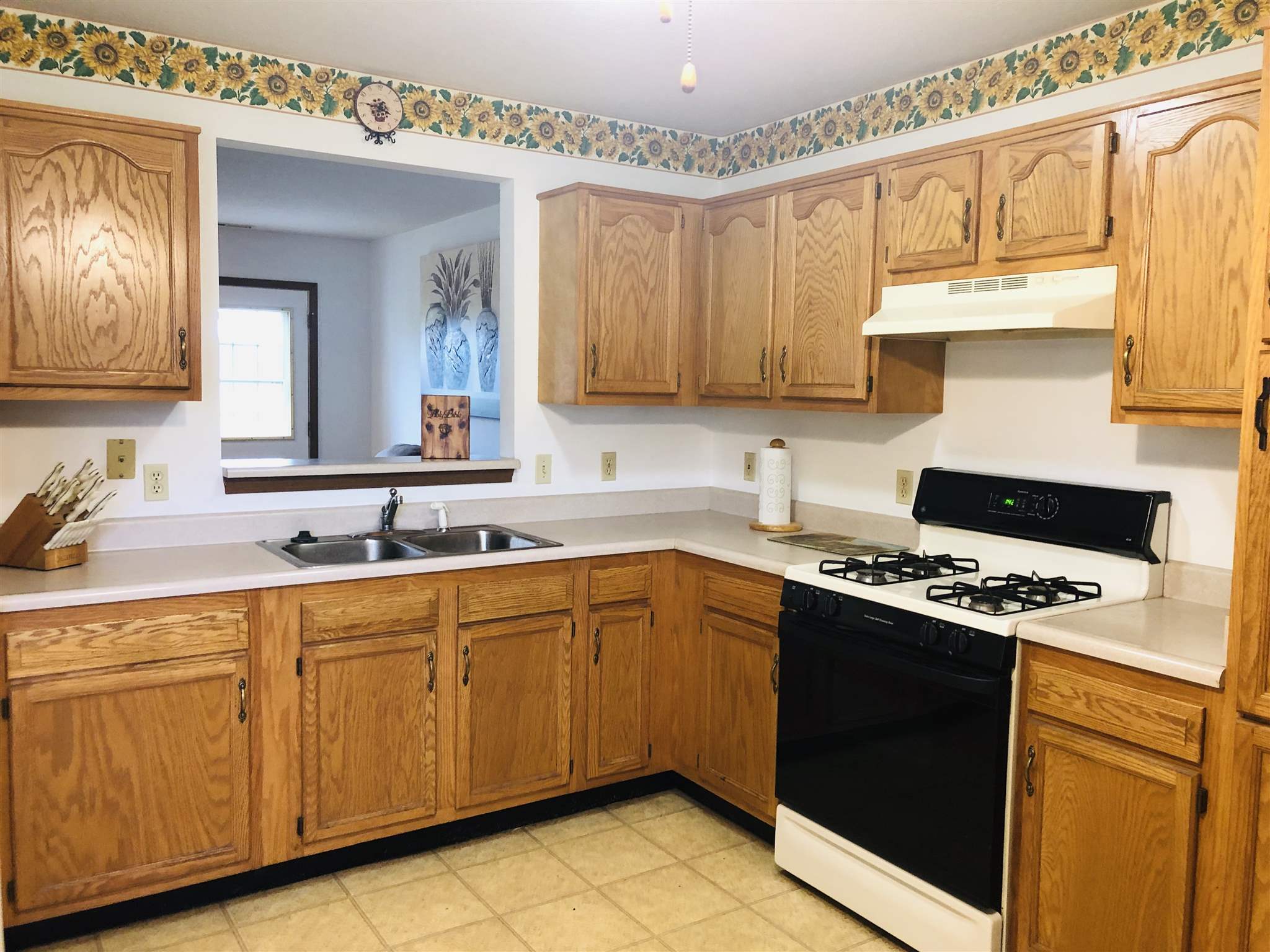 4736 Anglers Lane Fort Wayne, IN 46808 - Photo 9 of 24