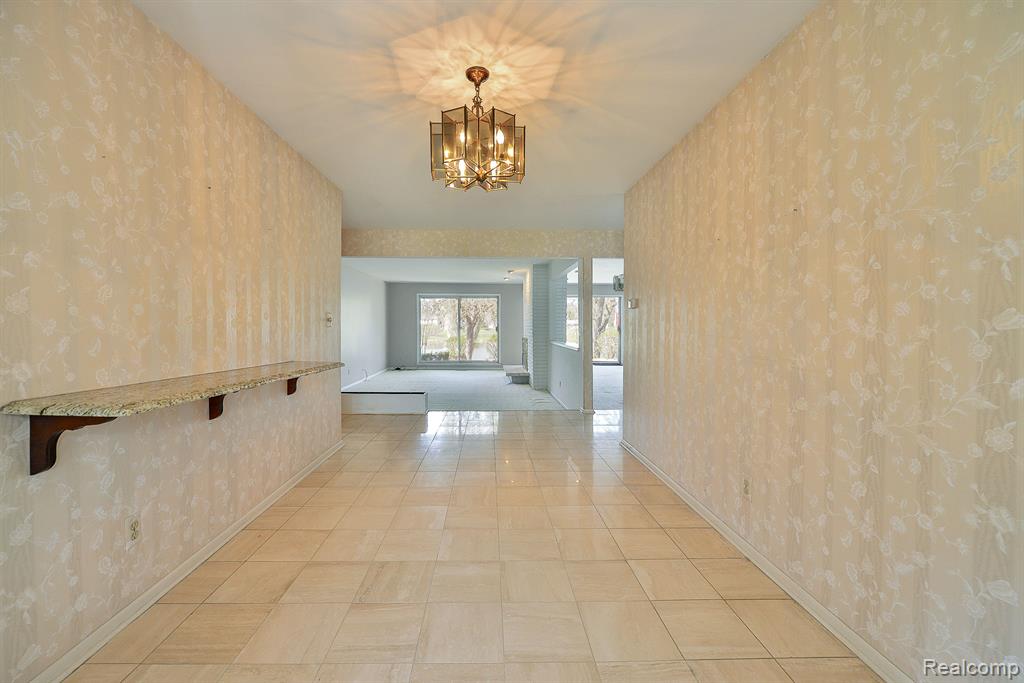 22663 Penton Rise Court Novi, MI 48375 - Photo 3 of 46
