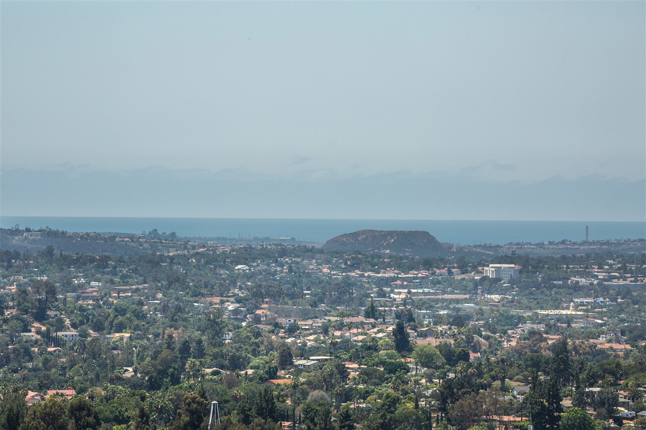 1786 Kings Road Vista, CA 92084 - Photo 21 of 25