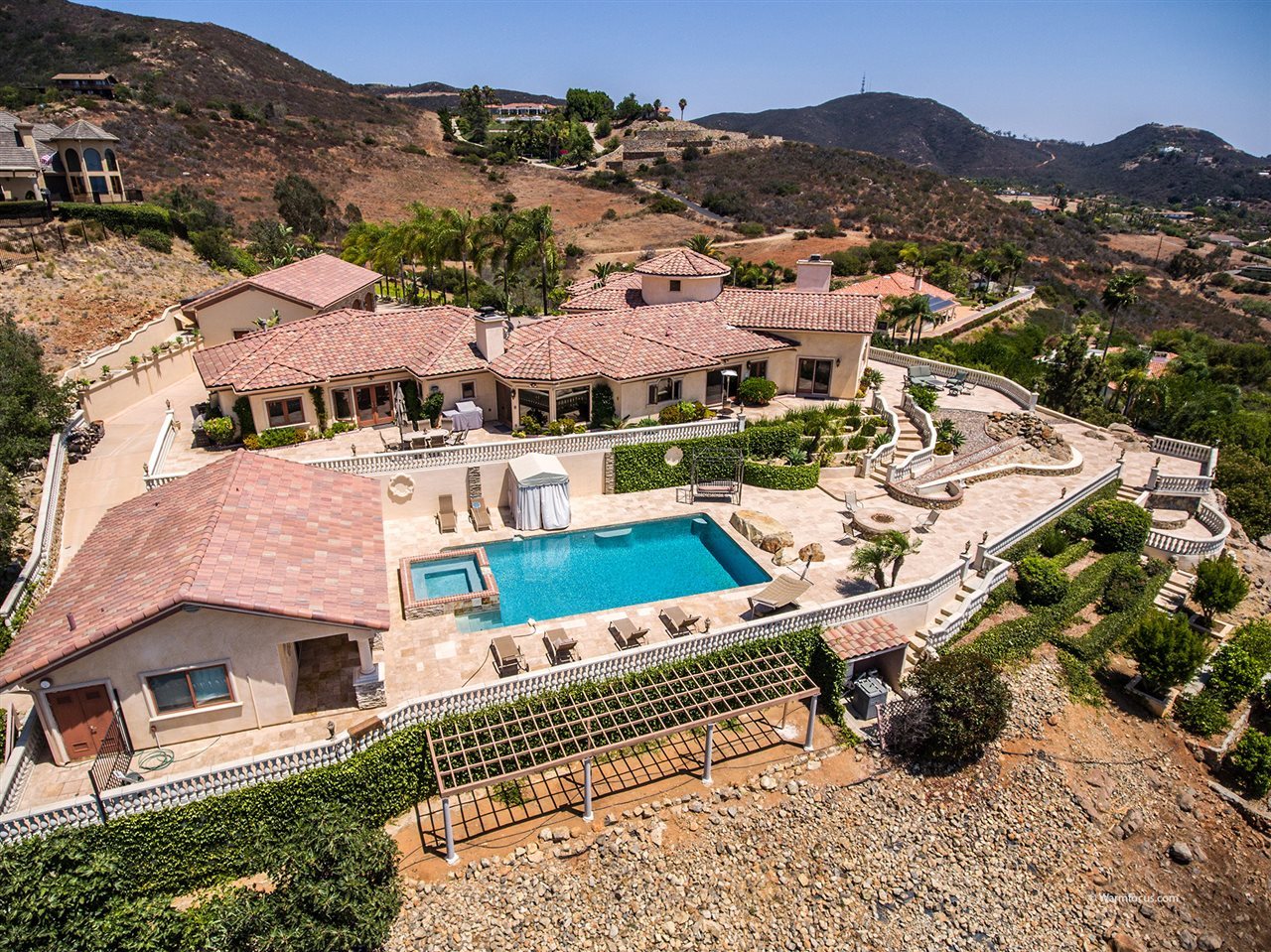 1786 Kings Road Vista, CA 92084 - Photo 8 of 25
