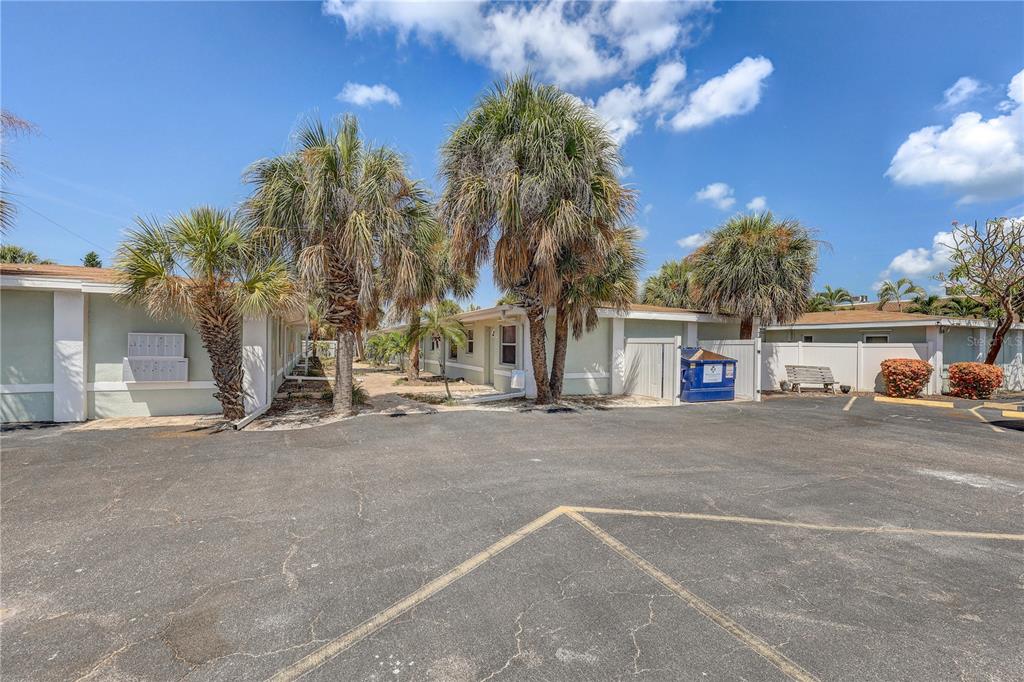 9030 Blind Pass Road, Unit C9 St. Petersburg, FL 33706 - Photo 23 of 33
