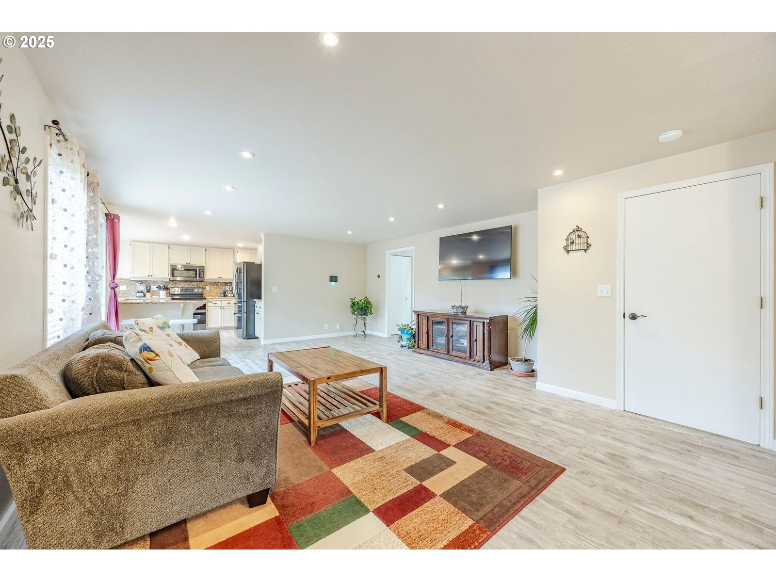 3955 Lancaster Drive Eugene, OR 97404 - Photo 16 of 42