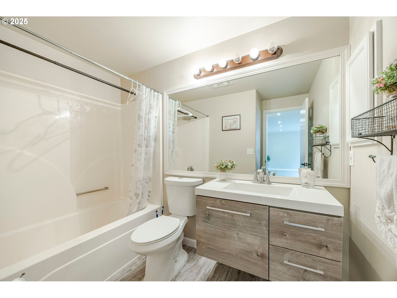 3955 Lancaster Drive Eugene, OR 97404 - Photo 17 of 42