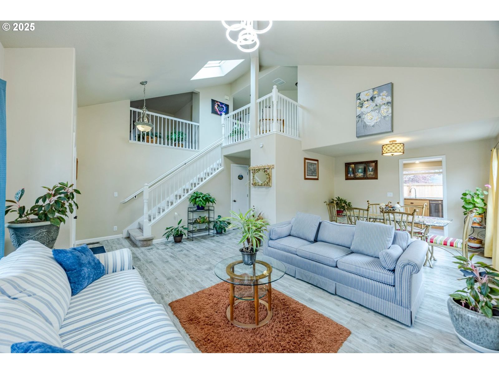 3955 Lancaster Drive Eugene, OR 97404 - Photo 7 of 42