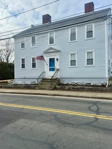 $1,750 | 198 South Main Street, Unit 2, Acushnet, MA 02743