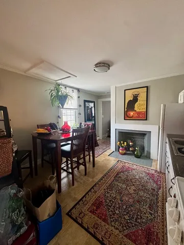 $1,750 | 198 South Main Street, Unit 2, Acushnet, MA 02743