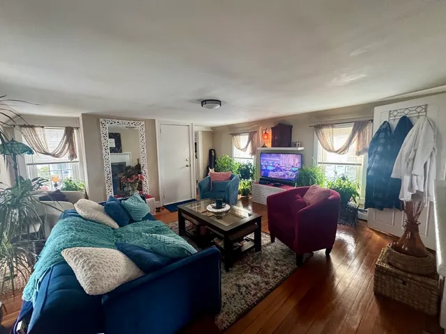 $1,750 | 198 South Main Street, Unit 2, Acushnet, MA 02743