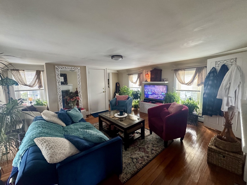 198 South Main Street, Unit 2 Acushnet, MA 02743 - Photo 6 of 27