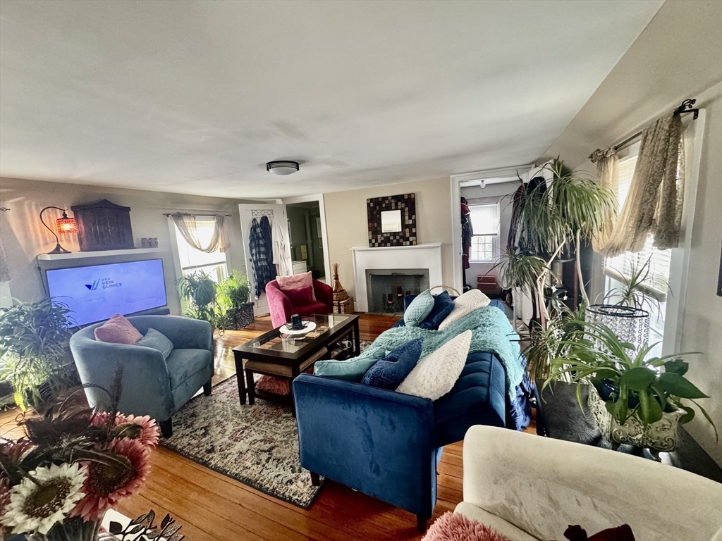 198 South Main Street, Unit 2 Acushnet, MA 02743 - Photo 8 of 27