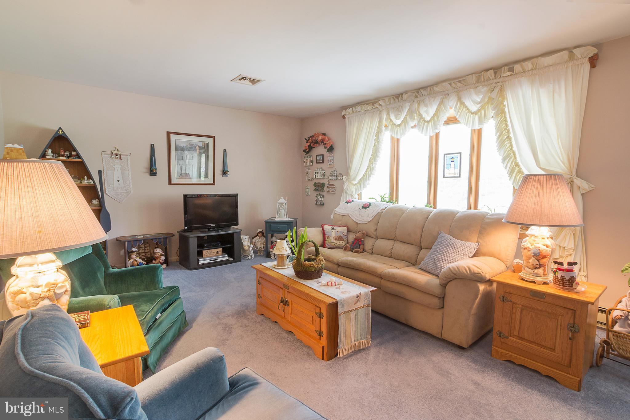 1606 Silver Spring Road Landisville, PA 17538 - Photo 5 of 15 Gallery Image 5