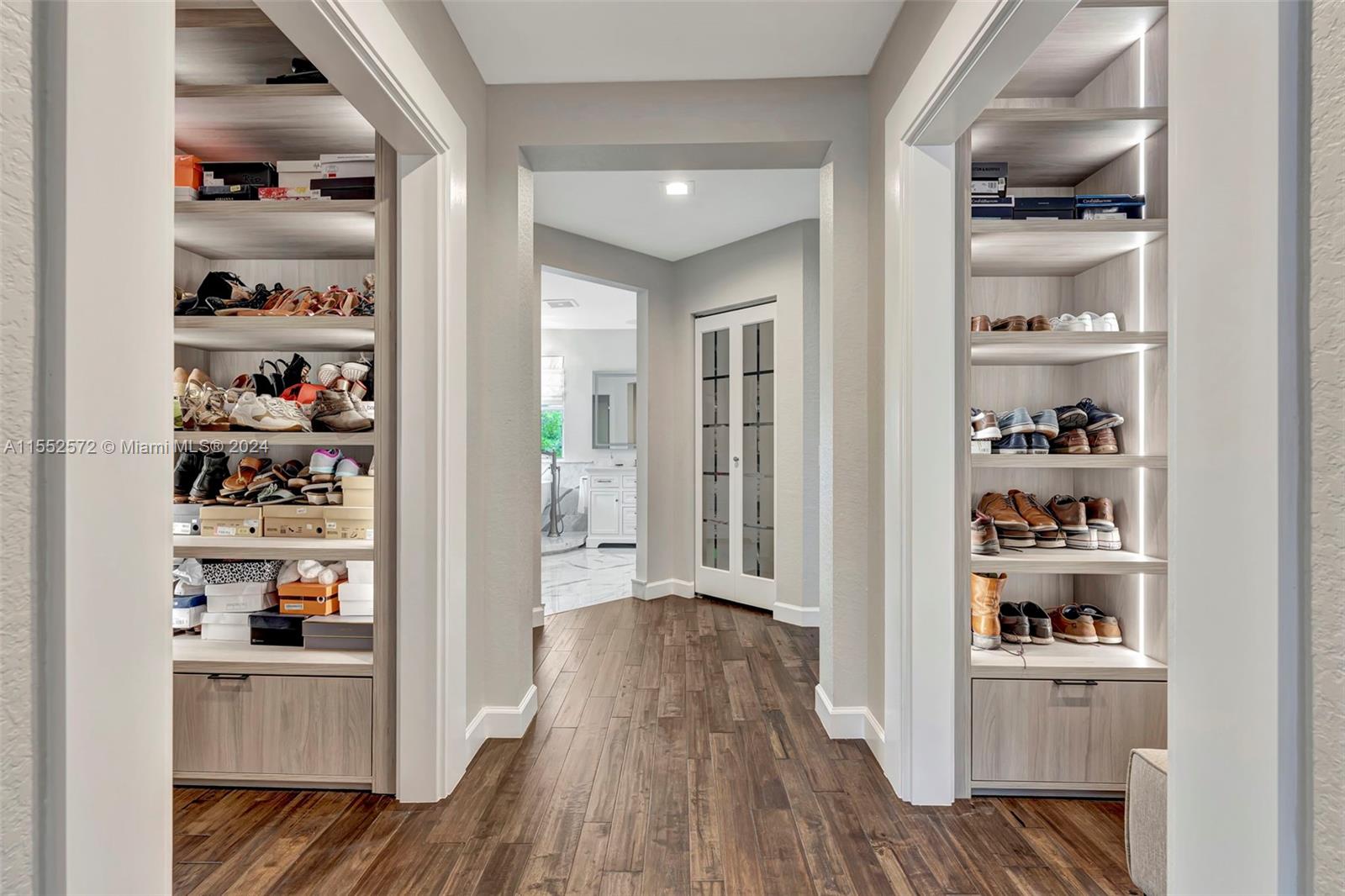 809 Regal Cove Road Weston, FL 33327 - Photo 24 of 70