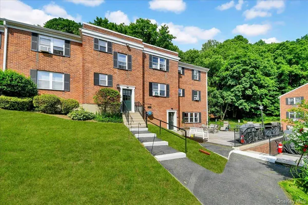 $159,000 | 125-3 South Highland Avenue, Unit C5, Ossining, NY 10562
