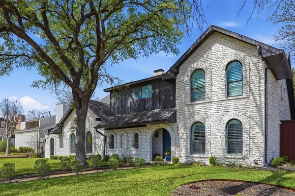 $684,900 | 9683 Whitehurst Drive, Dallas, TX 75243