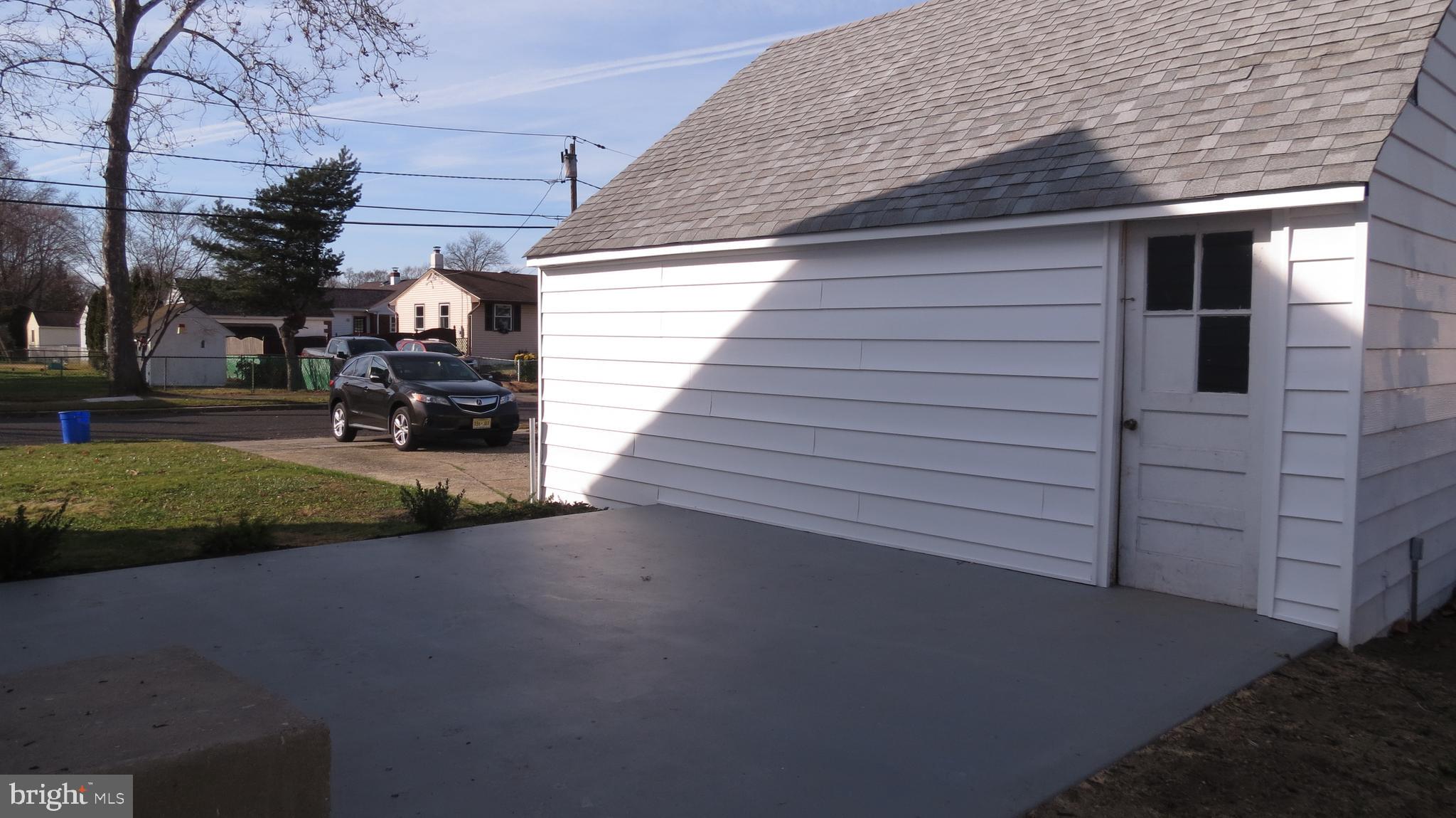201 Wilson Road Magnolia, NJ 08049 - Photo 26 of 30 Patio Area