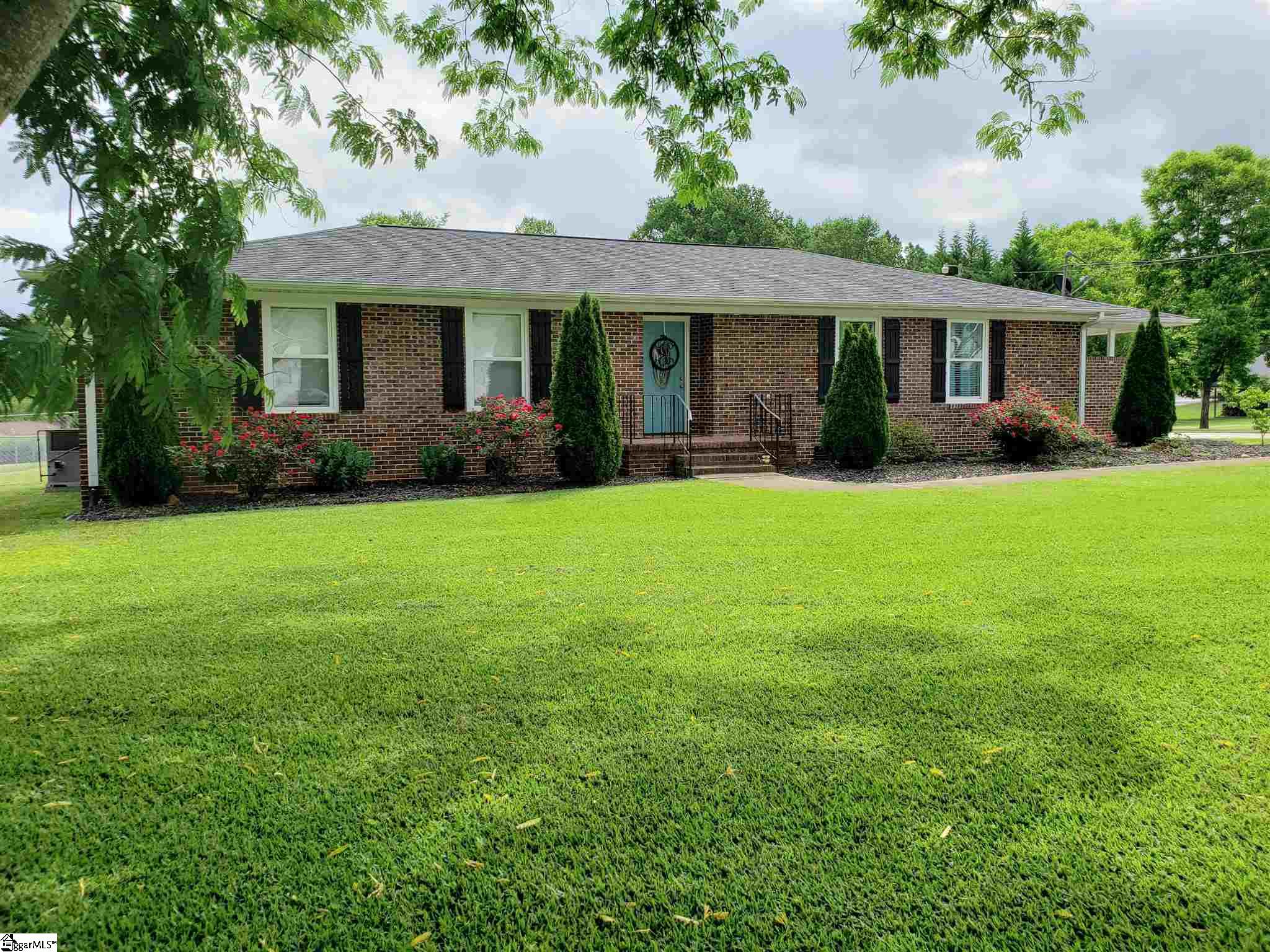 604 Antioch Road Easley, SC 29640 - Photo 1 of 24