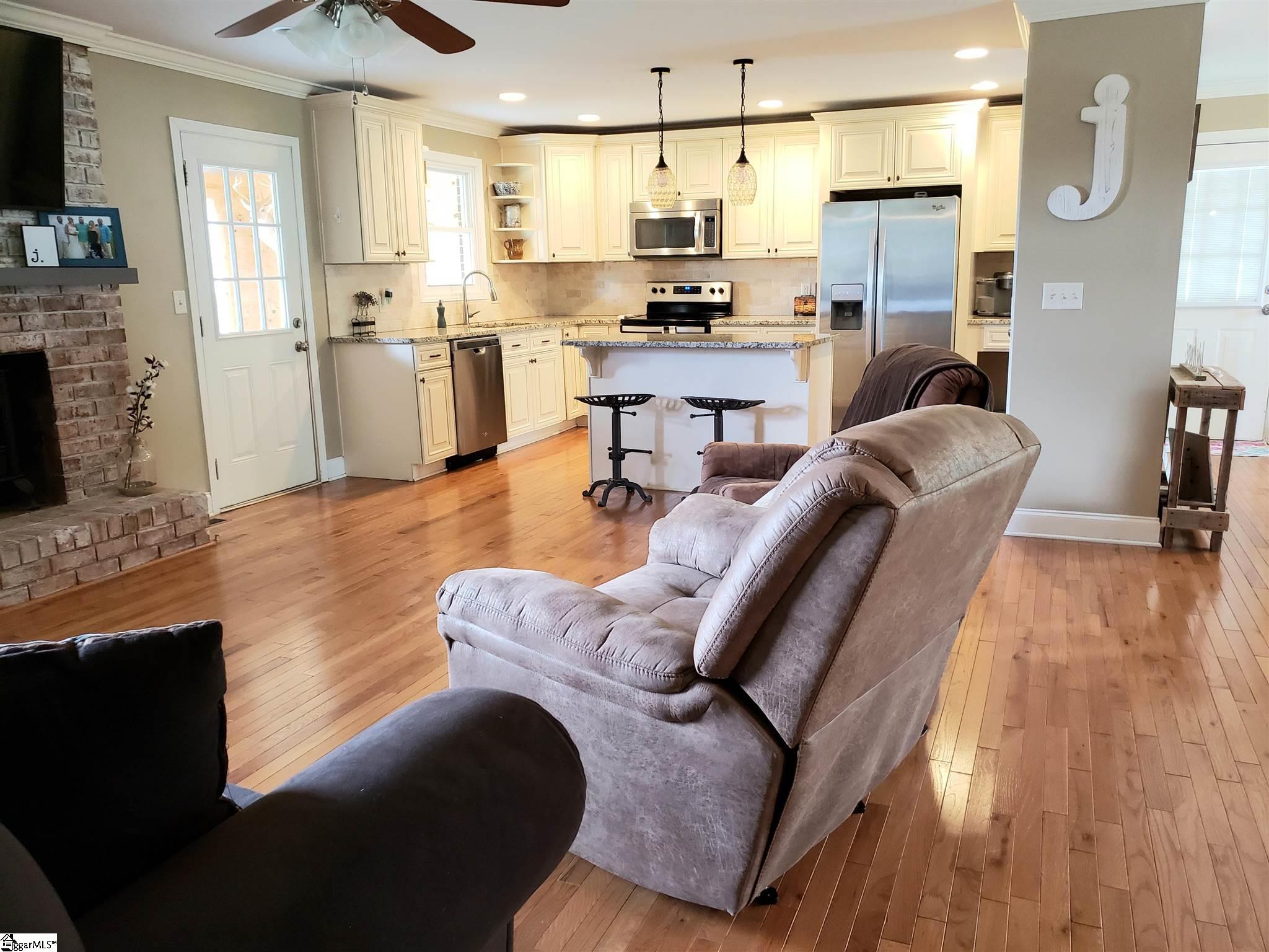604 Antioch Road Easley, SC 29640 - Photo 7 of 24