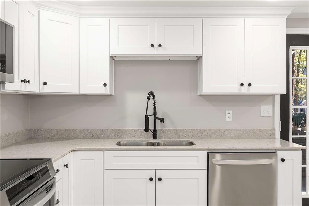 11637 Brown Bridge Road Covington, GA 30016 - Photo 40 of 68