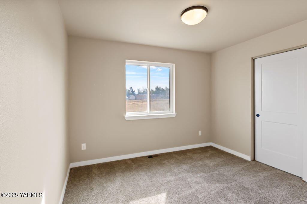 403 Pear Drive Tieton, WA 98947 - Photo 21 of 25 403PearDrInteriors-10