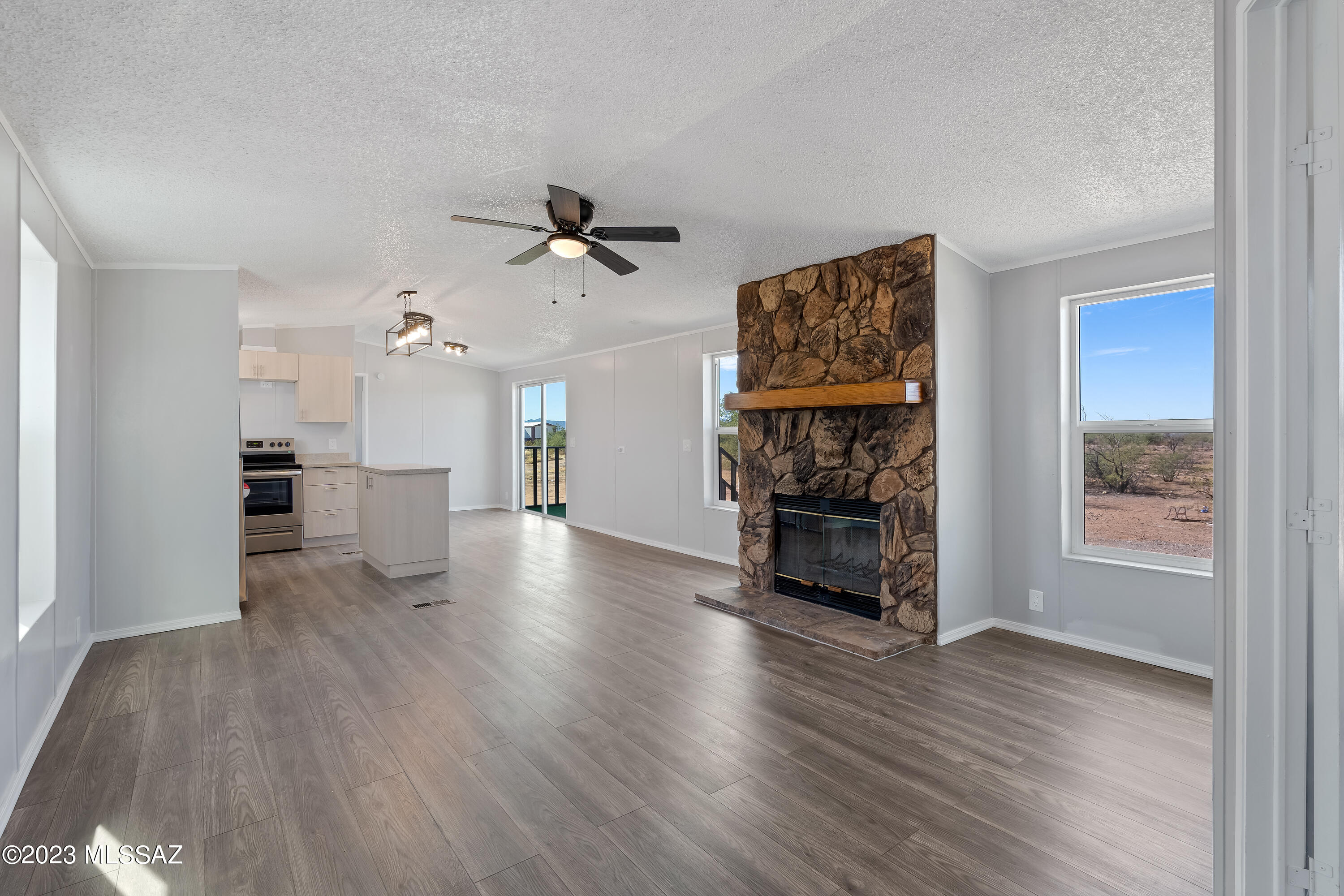 4503 North Avra Road Tucson, AZ 85743 - Photo 2 of 36 Gallery Image 2