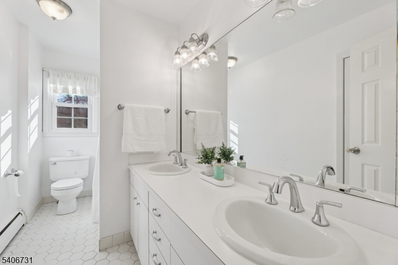 34 Ascot Way Summit, NJ 07901 - Photo 13 of 18