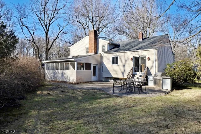 $875,000 | 34 Ascot Way, Summit, NJ 07901