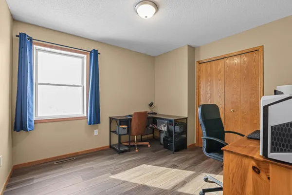 $379,900 | 2204 Valley Drive, Northfield, MN 55057