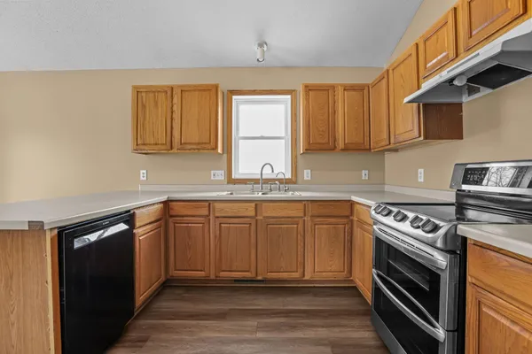 $379,900 | 2204 Valley Drive, Northfield, MN 55057
