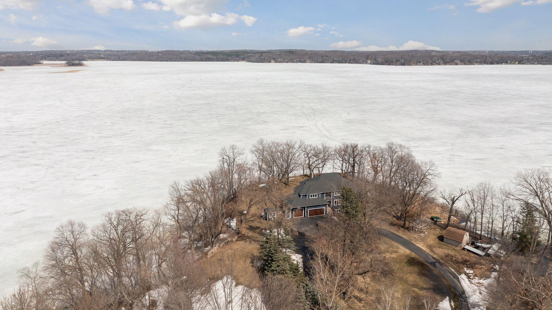 5112 South Lakeshore Drive Independence, MN 55359 - Photo 1 of 1