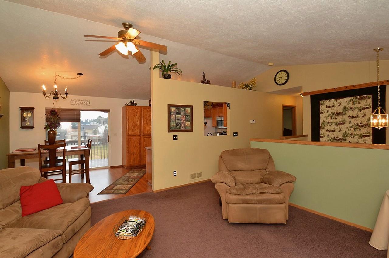 519 East Ballard Road Colbert, WA 99005 - Photo 3 of 20
